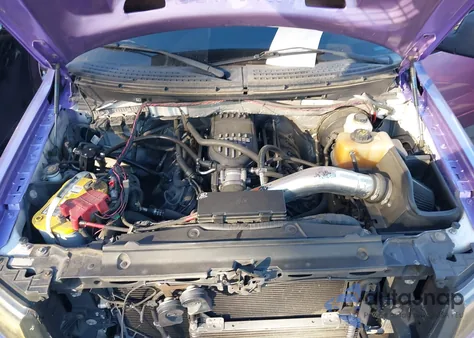 2013 Ford F-150 Stx z USA, uszkodzony, nr VIN 1FTMF1CF1DFD25958